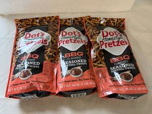 lot 19 image: MM. 3x 16oz Dots Pretzels-BBQ