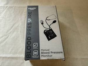 lot 37 image: MM. Manual Blood Pressure Monitor