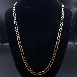 lot 26 image: Brightly Polished Classic Figaro Link Chain Necklace in Yellow Gold