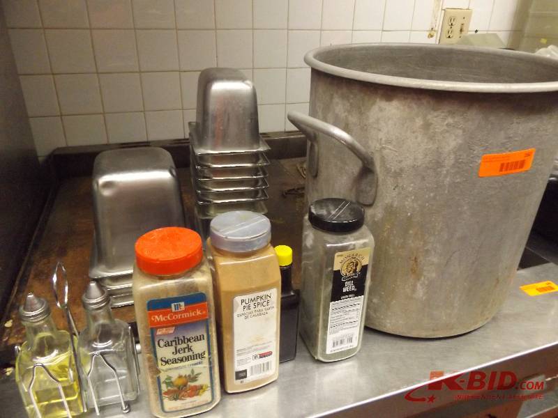 Stock Pot with Metal Containers