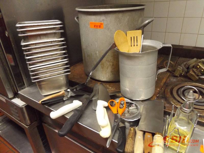 Stock Pot with Metal Containers