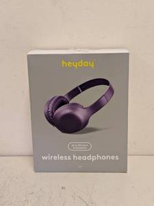 lot 29 image: NEW HAYDAY ARTIST SERIES WIRED HEADPHONES PURPLE