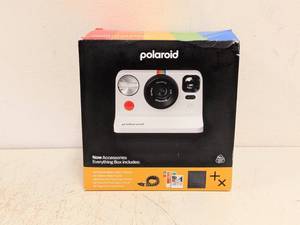 lot 19 image: NEW POLAROID NOW INSTANT CAMERA GENERATION 2