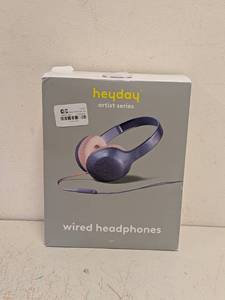 lot 26 image: NEW HAYDAY ARTIST SERIES WIRED HEADPHONES JERILYNN LEE