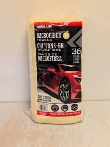 lot 85 image: NEW KIRKLAND SIGNATURE MICROFIBER TOWELS ( 36 CT )