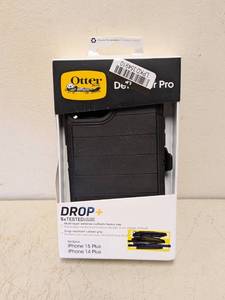 lot 166 image: NEW OTTER BOX DEFENDER PRO IPHONE 1415PLUS CASE BLACK