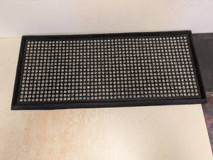 lot 125 image: NEW APACHE MILLS NEW FRONT ENTRY INDOOR OUTDOOR MAT BLACK CREAM DOTS