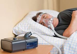 lot 10 image: MSRP $2000 Philips Respironics REMStar Auto System One A-flex CPAPBiPAP With Travel Bag, Power Supply, Reservoir, Hose &amp Data Card -Great Working Condition&nbsp