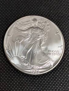 lot 3 image: American Silver Eagle 1 oz .999 Silver Dollar - 1986 US Mint