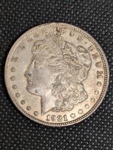 lot 11 image: 1921 Morgan Silver Dollar - United States One Dollar Coin - Circulated