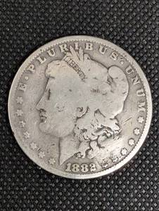 lot 54 image: Morgan Silver Dollar 1882-O - U.S. One Dollar Coin