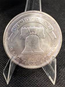 lot 63 image: Liberty Silver 1 Oz .999 Fine Silver Coin