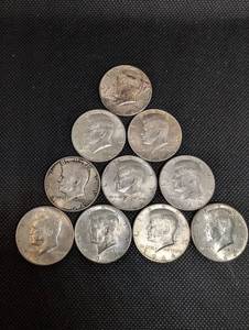 lot 148 image: Kennedy Half Dollars 1964-1969 - 10 Coins