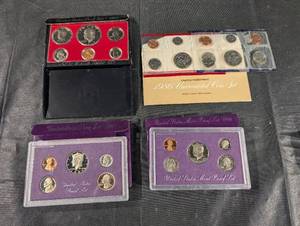 lot 210 image: United States Mint Proof Set (Lot of 2) - 1982 Purple Box