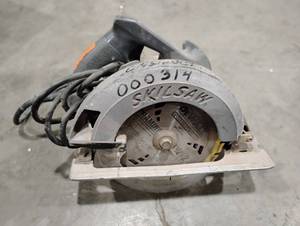 lot 44SK image: Skil Saw 7.25 Circular Saw (602775)