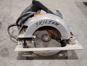 lot 50SK image: Skil Saw Professional 6.5 Circular Saw (602765)