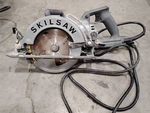 lot 51SK image: Skil Saw Worm Drive (602766)