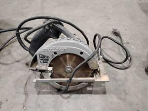 lot 52SK image: Skil Saw 6.5 Circular Saw (602780)