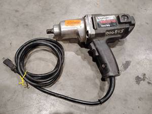 lot 60SK image: Black And Decker Impact Wrench (602855)