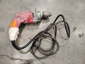 lot 64SK image: Milwaukee Magnum Hole Shooter (602844)