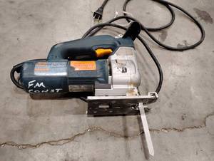 lot 70SK image: Bosch 1587AVS Jigsaw (602838)