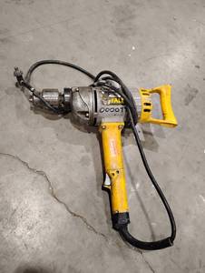 lot 75SK image: DeWalt Drill (602852)
