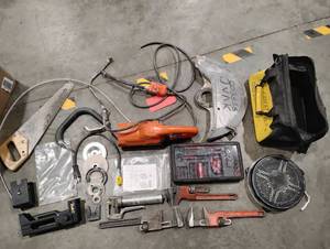 lot 88SK image: Lot of Misc. Tools and Items (603011)