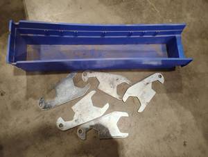 lot 109SK image: Lot of Wrenches (602810)