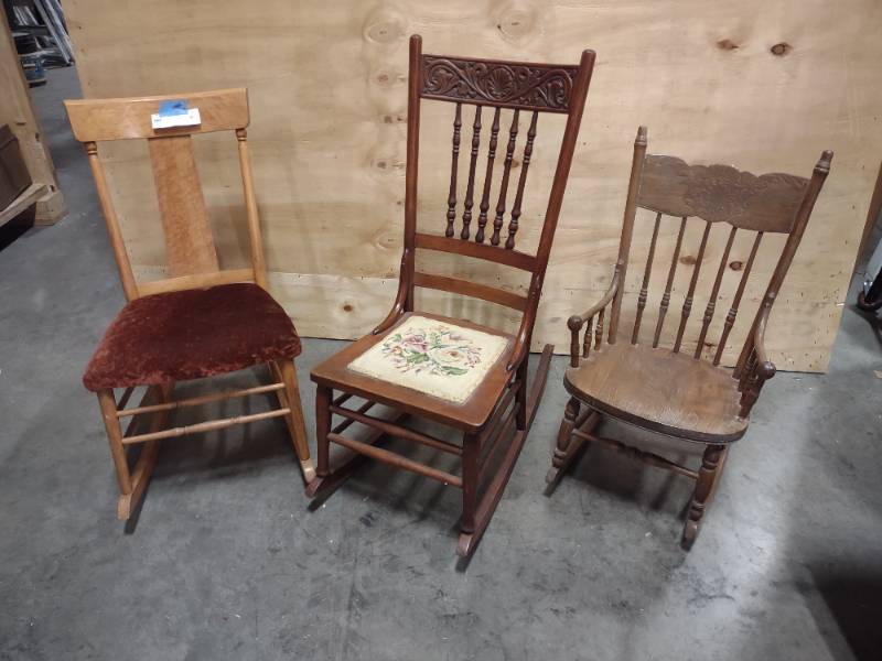 lot 40 image: 3 Vintage Rocking Chairs