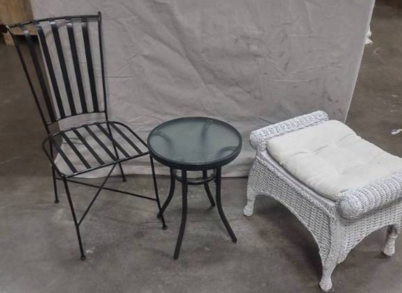 lot 37 image: Wicker Ottoman Patio Chair Patio Table