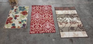 lot 18 image: 3 Rugs