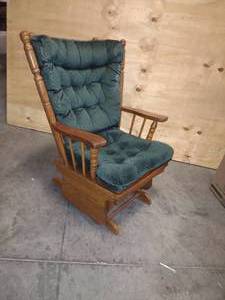 lot 6 image: Oak Wooden Glider