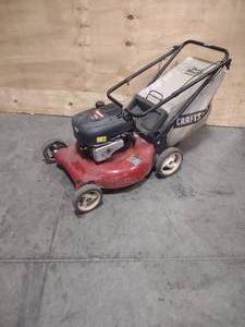 lot 50 image: Craftsman 625 Series 190cc Lawnmower with Bag