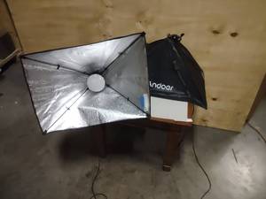 lot 115 image: 2 Andoer Photography Soft Box Light Modifiers