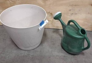 lot 174 image: Flower Planter Watering Can