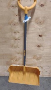 lot 166 image: Snow Shovel