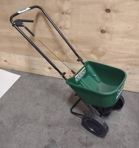 lot 177 image: Scotts Basic Fertilizer Spreader