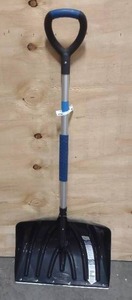 lot 169 image: Snow Shovel