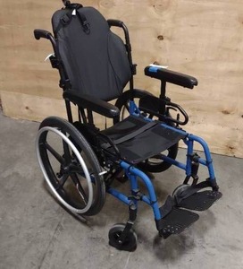 lot 192 image: Catalyst Wheelchair X Core Wheels Comfort Visco Back