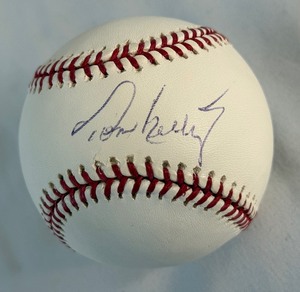 lot 97 image: Tom Kelly Autographed Baseball Rawlings OMLB Selig Ball