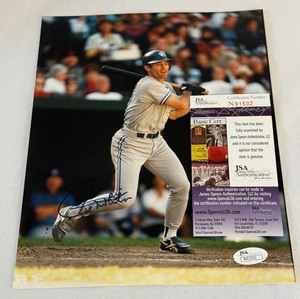 lot 106 image: Paul Molitor Autographed 8x10 Baseball Photo With JSA COA