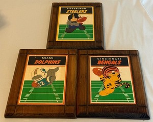 lot 148 image: (2) Vintage Football Team Plaques - Steelers, Dolphins, Bengals