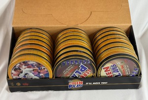 lot 192 image: 1997 Topps Screem Plays Baseball Cards - Complete Case