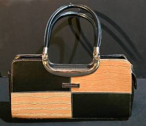 lot 207K image: LL-ST - Vittorio Patchwork Faux Leather Handbag - Black & Tan Croc Style Texture