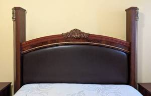 MB - King Bed Power Adjustable Frame with Duo Remotes and Pair of Nightstands - Cherry Grain, Ornate Headboard