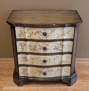 lot 65 image: ML -Painted Floral Chest of Drawers