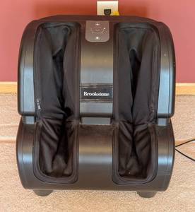 lot 79 image: ML - Brookstone Leg Massager RMS-1200J - 120V Dual-Zone Massage