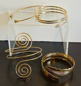 lot 151C image: LLB - Gold-Tone Spiral Bracelets (Lot of 5)
