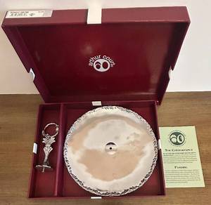 lot 157C image: BR1 - Arthur Court Round Plate with Rope Edge - Boxed with Accessory & Certificate