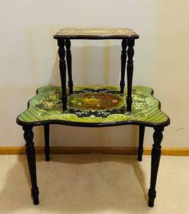 lot 184C image: LL - Two-Piece Nesting Tables - Floral Inlay